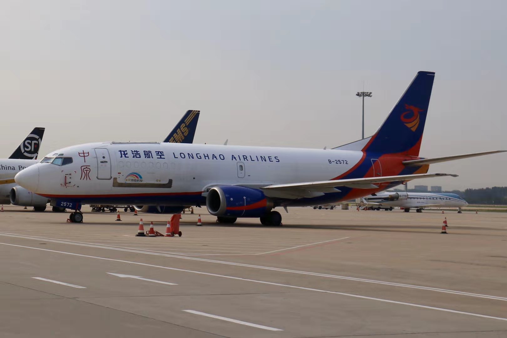 中原龙浩航空开通郑州经合肥至河内货运航线