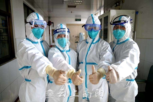 南阳:坚守在抗击疫情一线的最美护士王秋凤