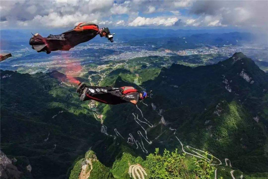 救援人眼中的翼装飞行:能做的就是准备充分,懂得放弃