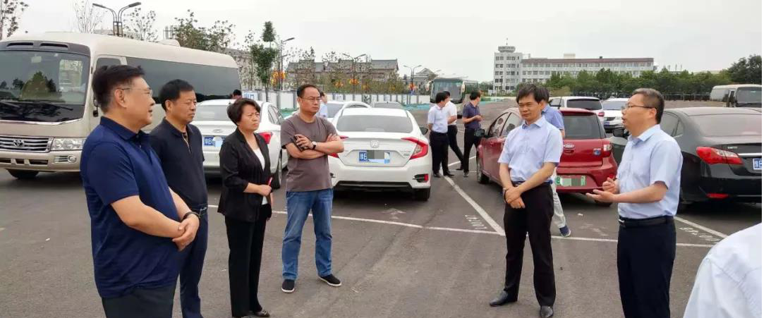 开封市人大常委会主任阎红心,副市长尹君到龙亭区开展