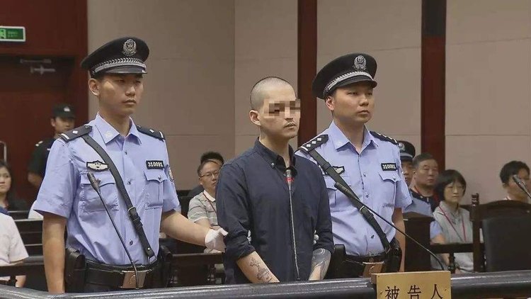 大快人心上海冰柜藏尸罪犯朱晓东被执行死刑作案后盗用妻子身份证和