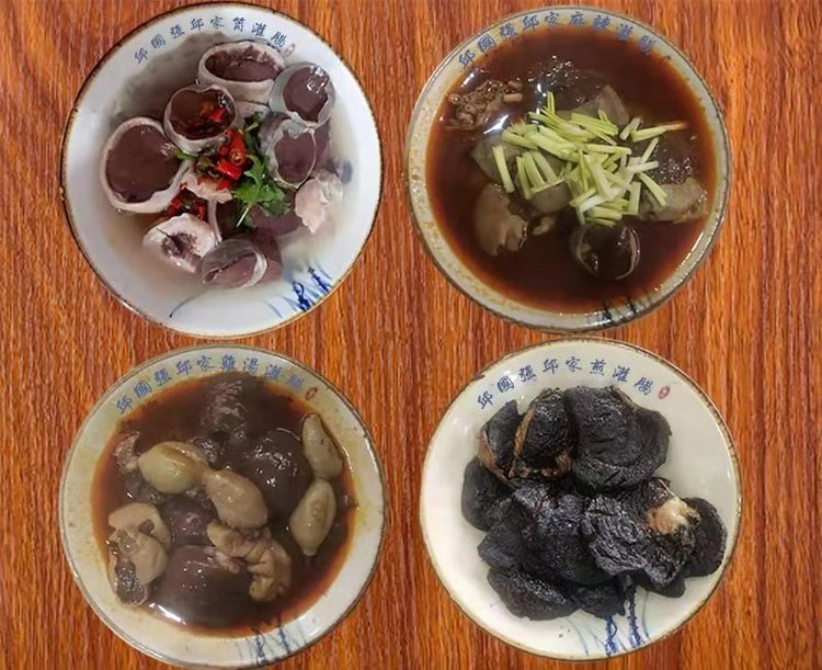 内黄烧灌肠是河南安阳的传统名小吃之一,属于豫菜系.此小吃外地少有.