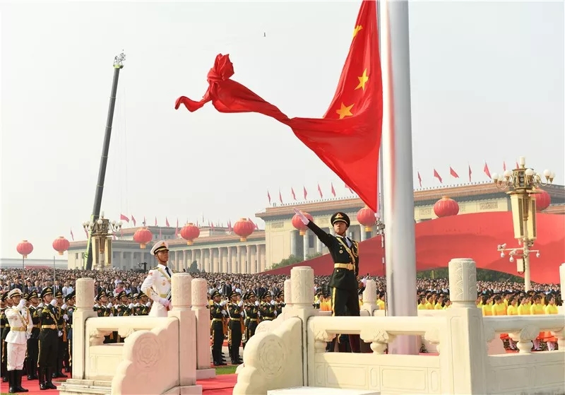 阅兵车牌号1949和2019细节让人泪目这盛世一定一定如你们所愿