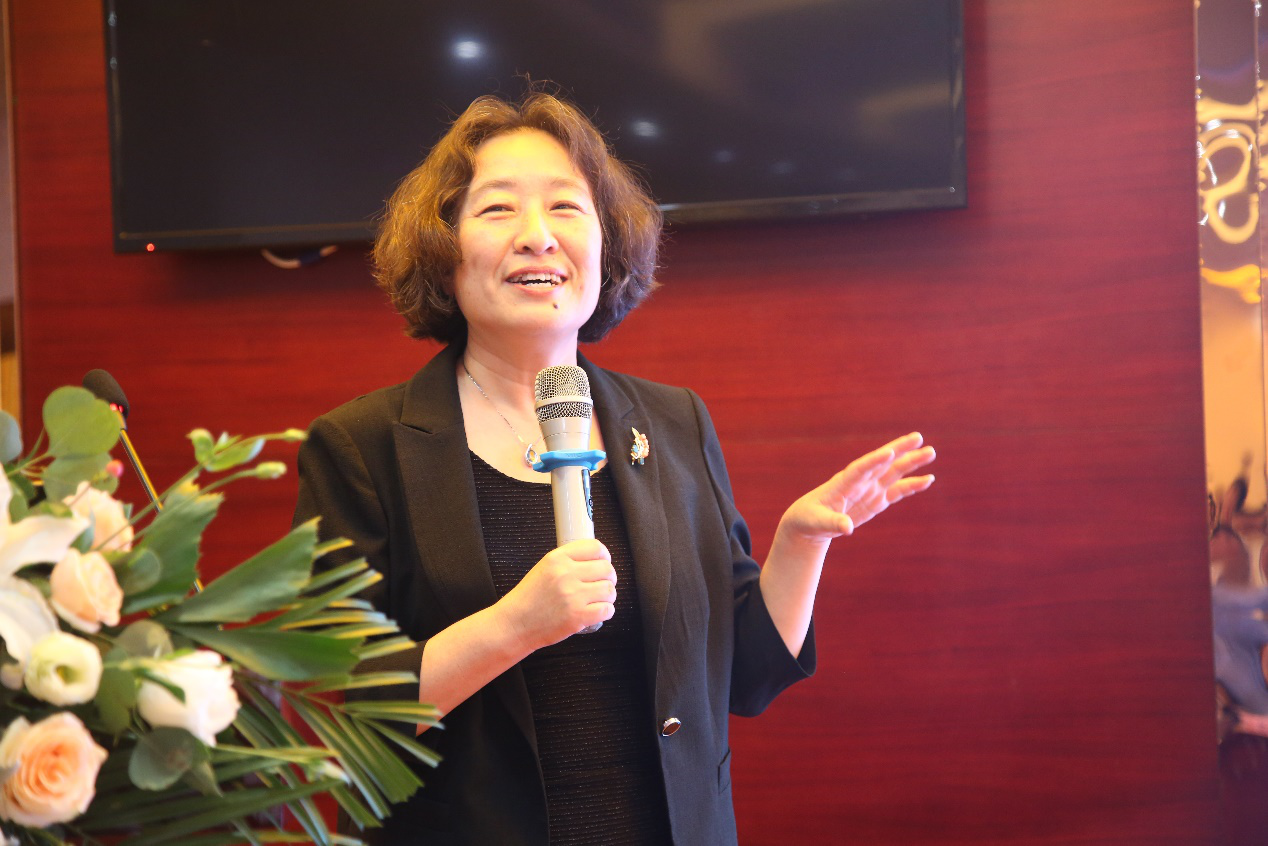 大会还邀请北京师范大学明远研究院院长郭华,河南省教师发展评估院