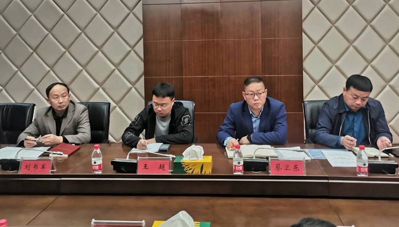 新郑市人社局召开服务高校毕业生就业创业工作座谈会