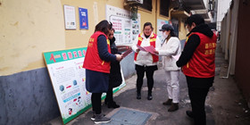 漯河城管携手“抗艾” 构筑健康安全“防护网”