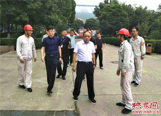 荥阳市城关乡：实地调研查隐患 政企共筑安全线