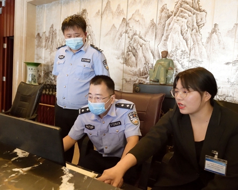 鹿邑县公安局加强境外人员管理工作