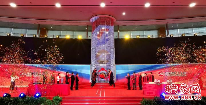 鹤壁市首家上市公司仕佳光子登陆上交所科创板