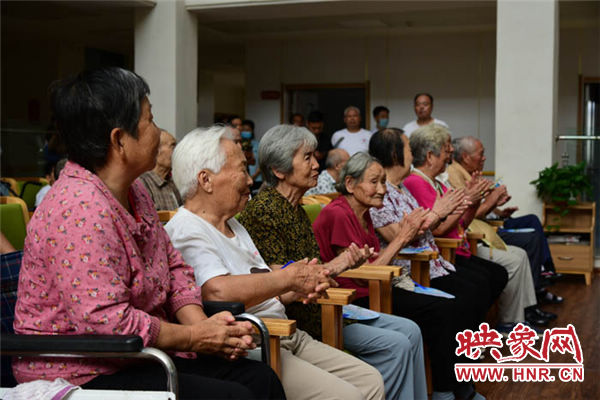 建军节之际 濮阳好人爱心服务站为军人免费义诊