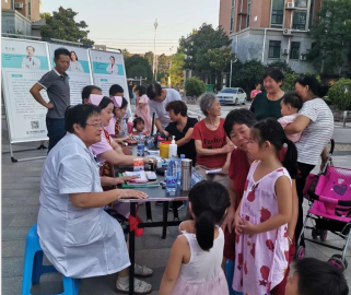 周口俪婴妇女儿童医院专家进社区义诊活动拉开序幕