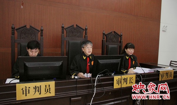 禹州法检两长同庭履职 王某明恶势力犯罪集团26人开庭受审