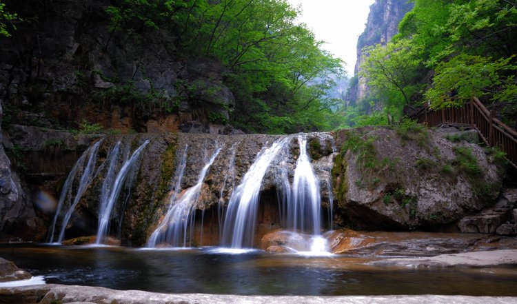 河南景区双节游玩落实“限量、预约、错峰”措施
