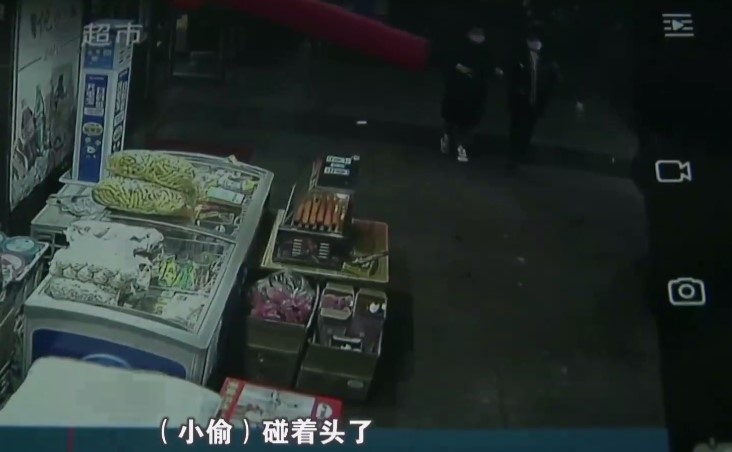 出门吃个饭“记忆”被偷走 失主：愿花钱买回来
