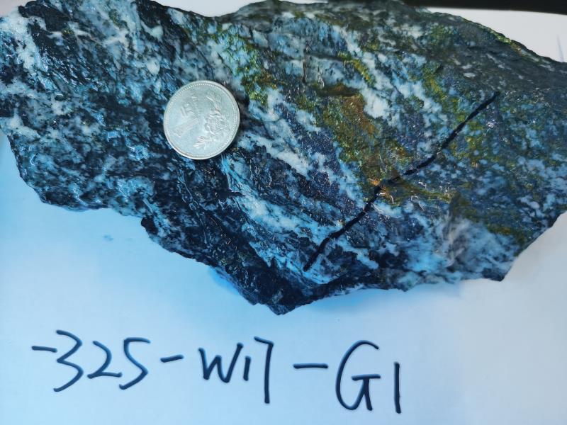 河南发现自然界的神秘物质 国际矿物种类中河南籍成员达到4个