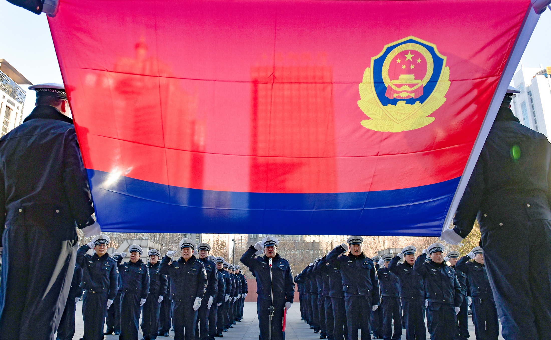 1月10号是首个中国人民警察节在节日到来之