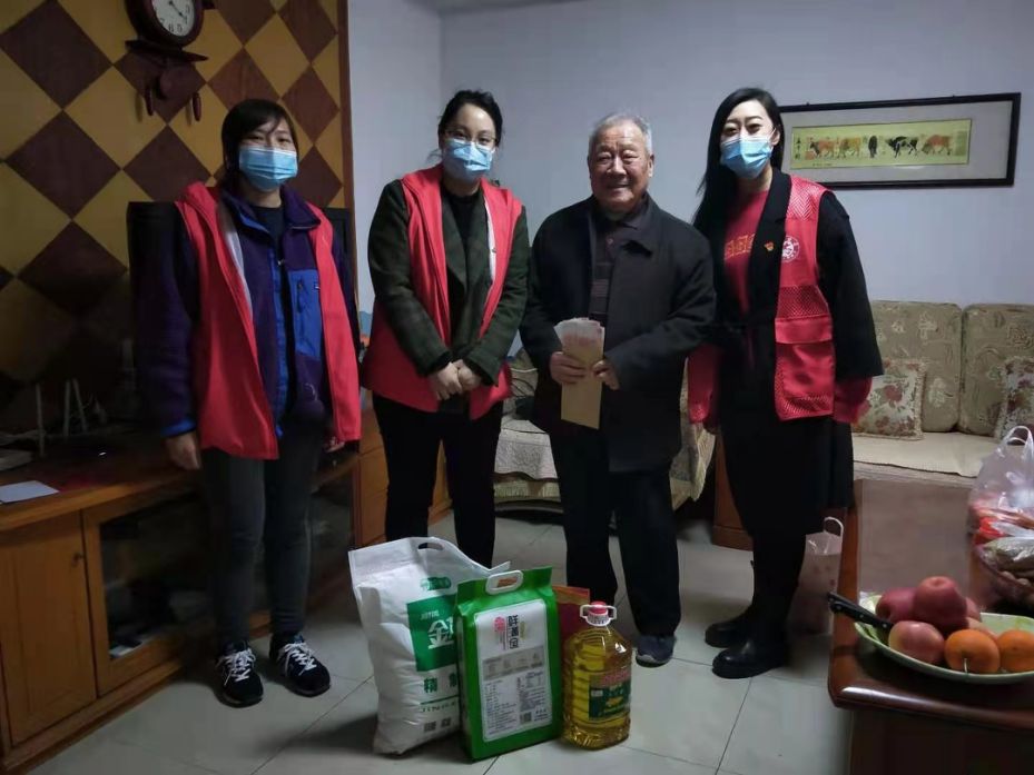 郑州北林路街道文雅社区走访慰问送祝福