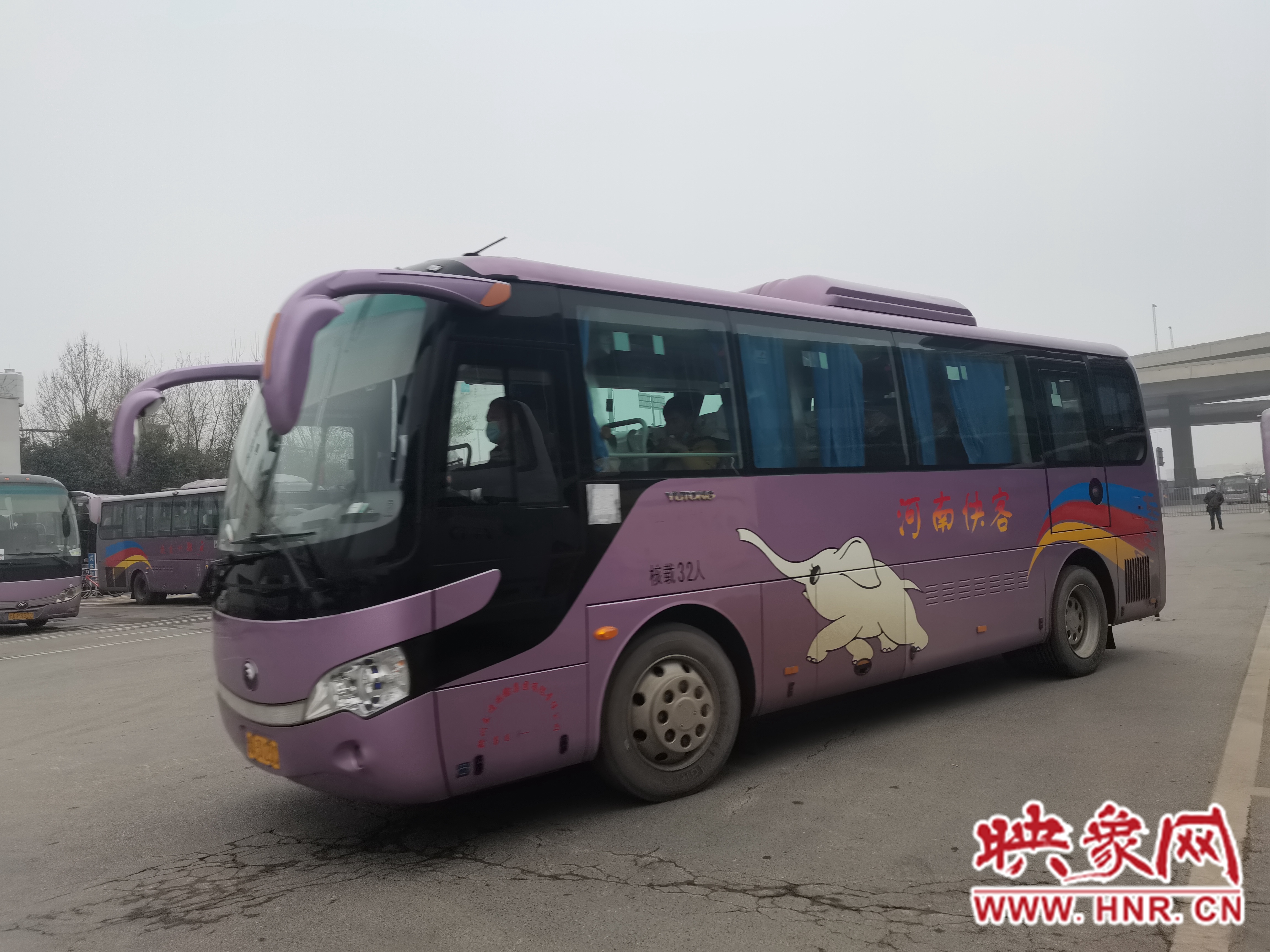 受大雾影响郑州各汽车站停发49班