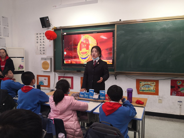 洛阳高新区检察院开展预防网络诈骗专题讲座
