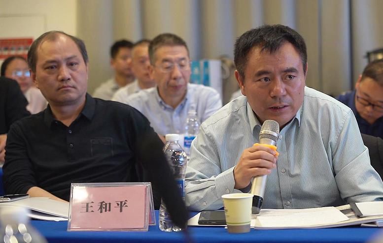 重量级专家教授齐聚郑州02助力中部绿色崛起