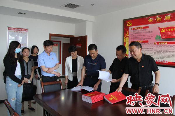 长葛市党史学习教育第二观摩组到市法院检查指导党史学习教育工作