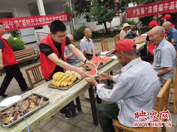 舞钢市尹集镇：浓情端午飘粽香 饮水思源忆党史