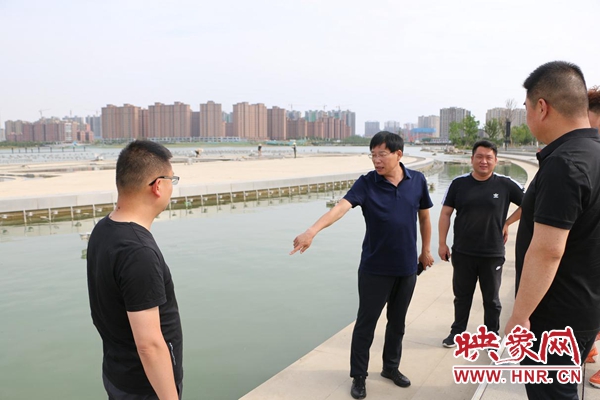 驻马店开发区管委会副主任张凯督导河南省全国文明城市观摩互评准备