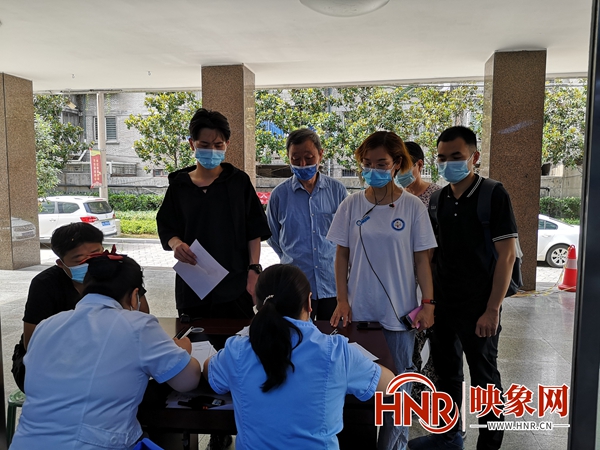 郑州重启第一剂次疫苗接种 目前疫苗供应充足