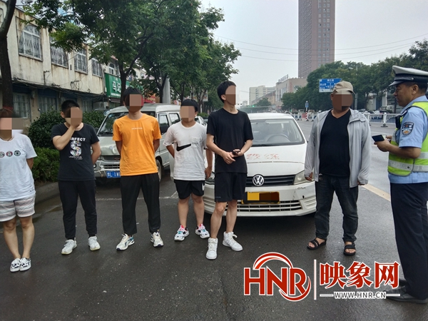 �����Է� ���һ��У������Ա������