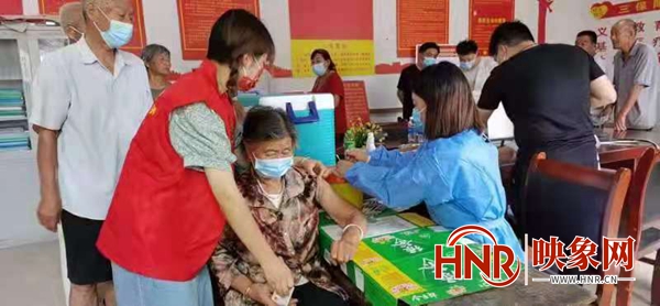 鲁山县卫健委：增设流动服务车 助力疫苗接种工作