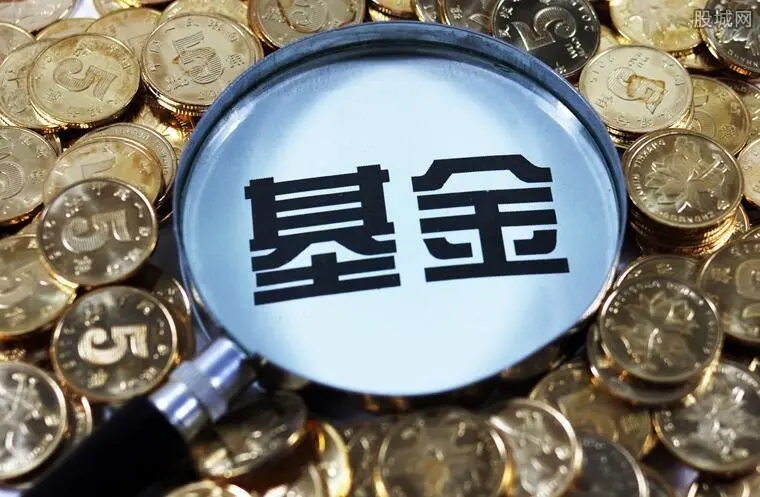 客观看待“流量” 公募寻求“长赢之道”