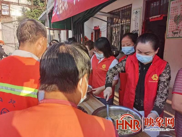 罗山妇联:一抹
