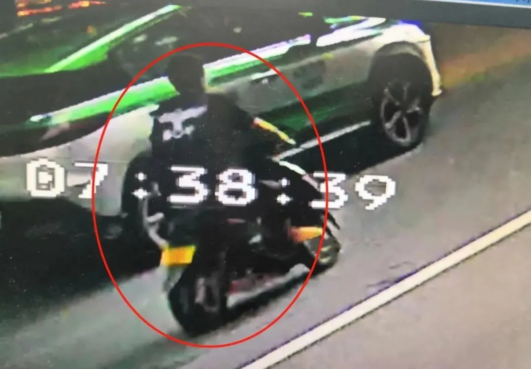 一男子陇海路撞人逃逸 郑州警方：跑得了吗！