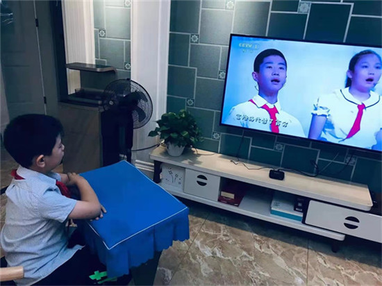 高新区科学大道第三小学：理想照亮未来，我与祖国同在