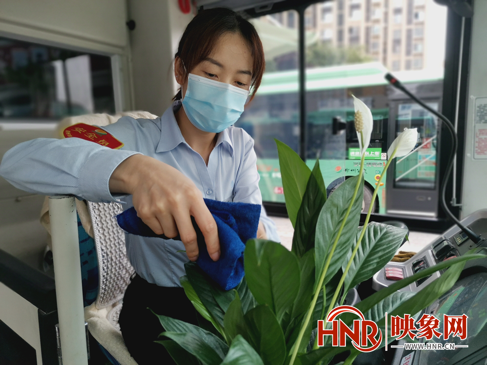 给力！郑州“有氧公交”上线 让市民感受流动的“天然氧吧”