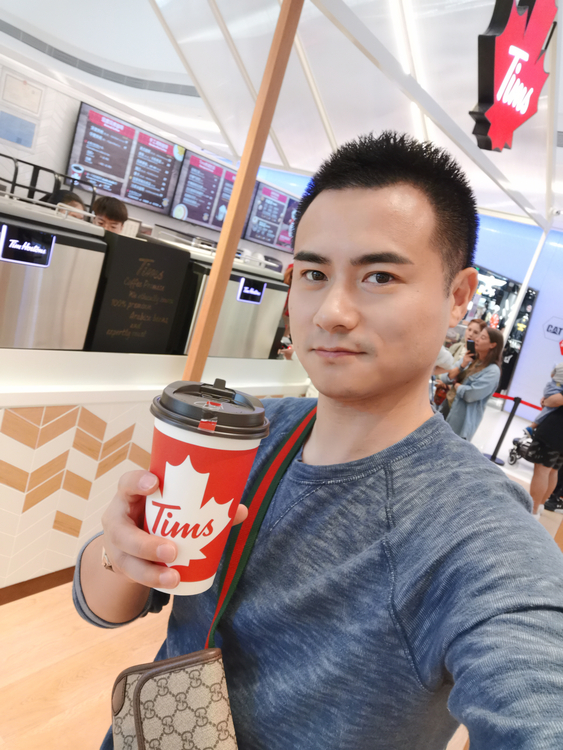 夜读人生就是跌倒之后仍要拼命地奔跑主播晓博