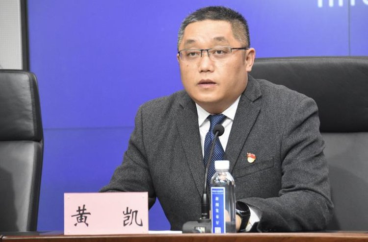 郑汴(东润)热力公司总经理黄凯说,按照郑州市2020年能源结构调整方案