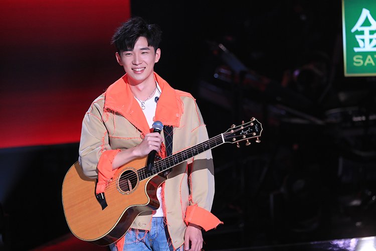 现场|总冠军一步之遥!今报记者见证"好声音"五强诞生