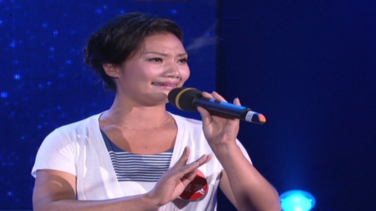一个字能唱出18个弯儿美女选手李康英演唱新白蛇传