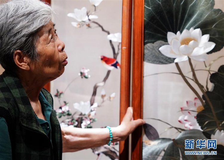 开封汴绣传承人针指之间绣人生