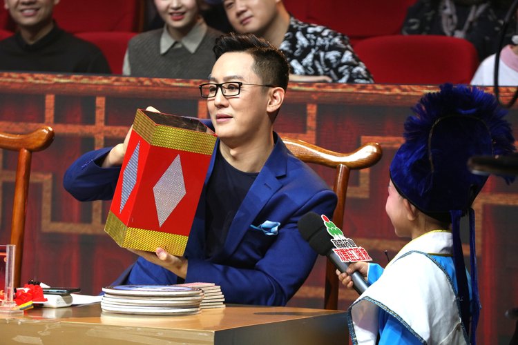 萌娃乐翻天程成竟是坏蜀黍本周日晚730分梨园春可爱上线