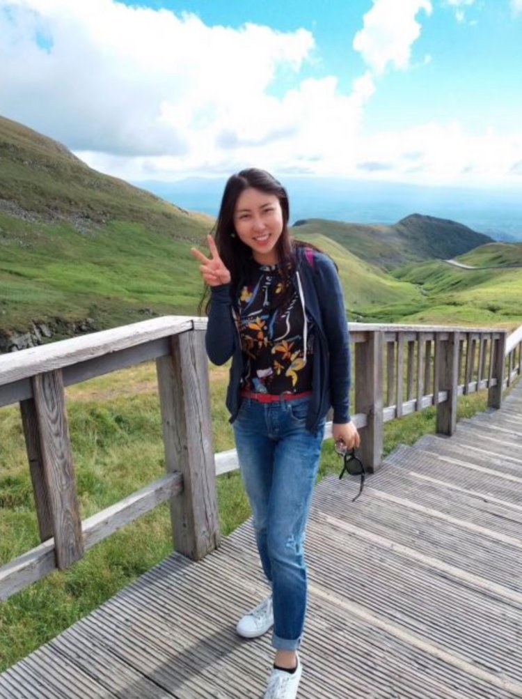 贾平凹女儿贾浅浅诗歌引争议其作究竟如何