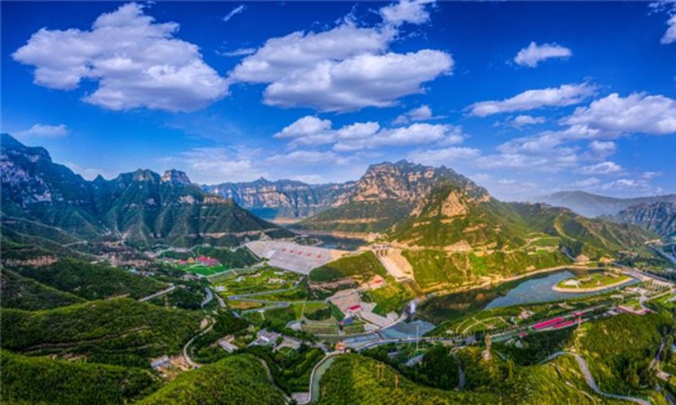 河南济源看得见太行王屋青山秀水听得见济水之源泉水叮咚