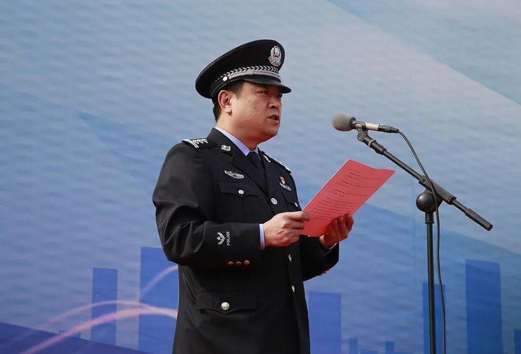 万人签名防诈骗 全民行动保平安