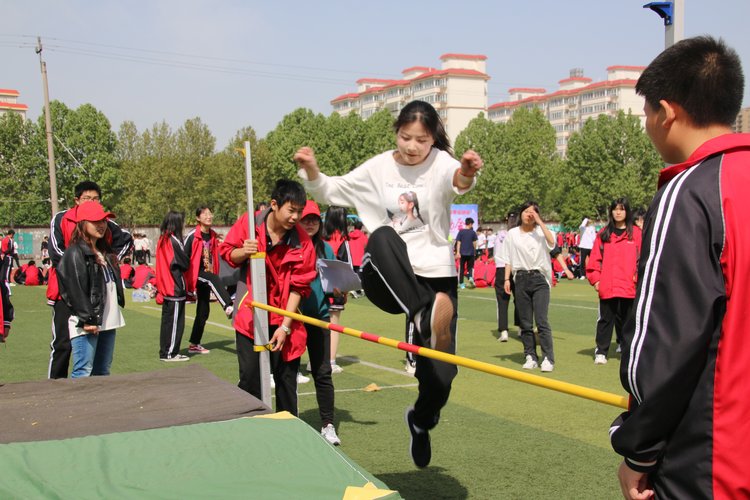 驻马店市第三高级中学2021年春季运动会圆满结束