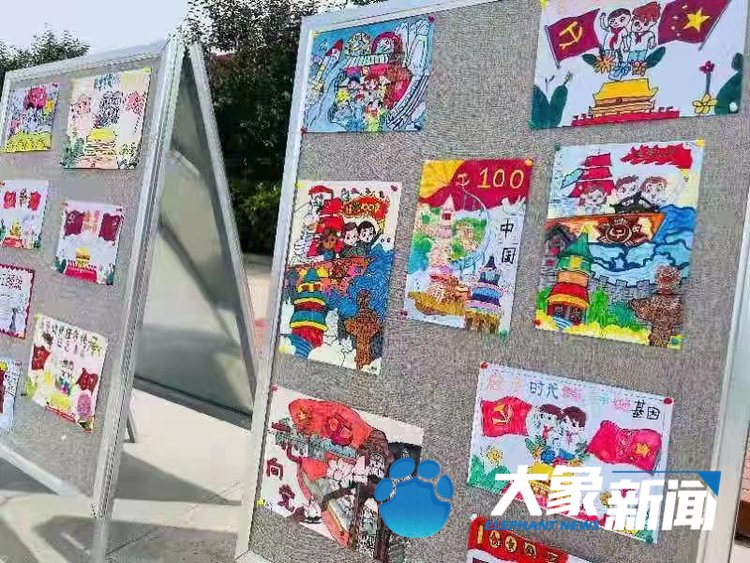 童心向黨繪畫傳情鄭東新區白沙大雍小學舉辦紅色經典故事繪畫展