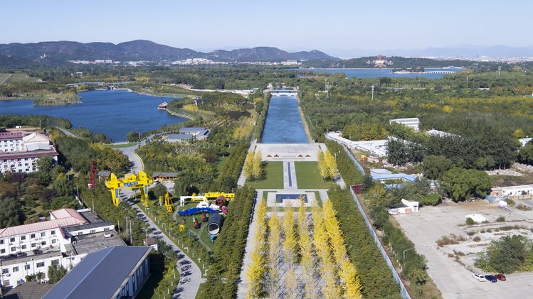 图13 奔流千里 "南水"汇入北京团城湖 南水北调中线建管局宣传中心许