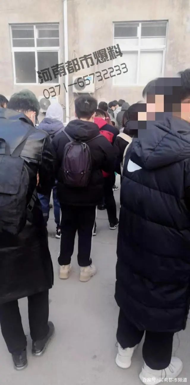 被坑了？大学生参加郑州地铁招聘，工作不安排，押金不退！
