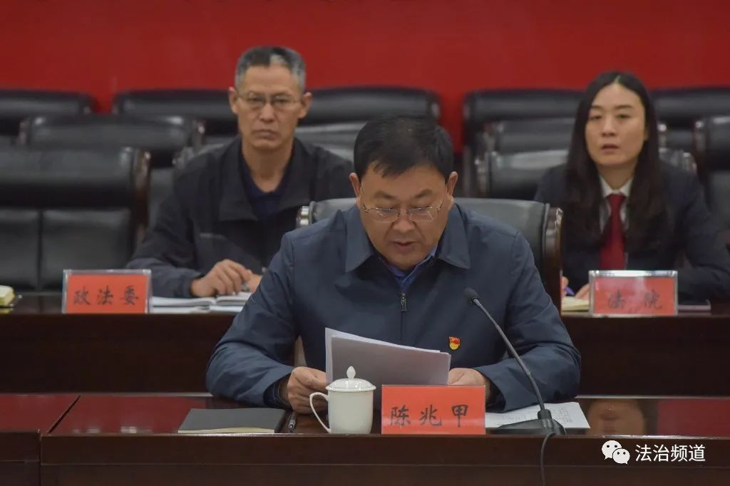 组长张生起带领指导组成员,莅临巩义市调研指导政法队伍教育整顿工作