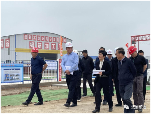 周口市交通运输局局长雷云一行到中铁广州局濮新高速公路v标项目调研